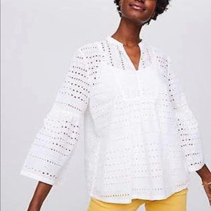 LOFT eyelet split neck swing top size large